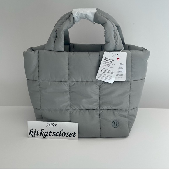 🆕 5L SILVER DROP **ASIA RELEASE** - NWT lululemon quilted grid crossbody bag - Picture 1 of 12